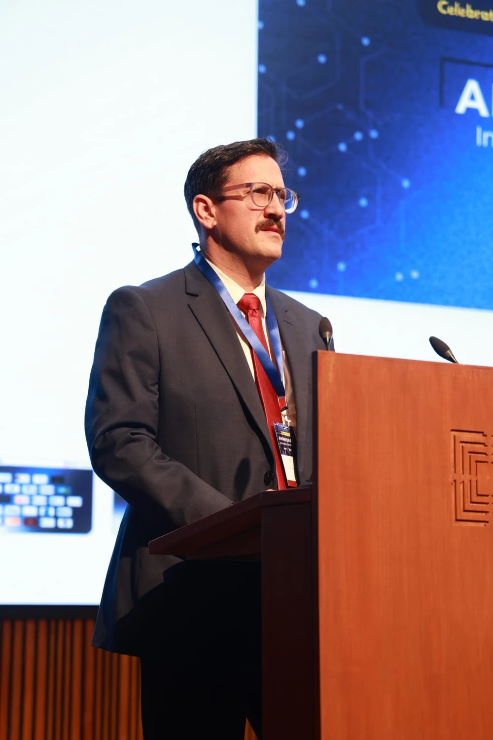 Jeremy Fritzhand presenting at the Ahmedabad Innovation Summit
